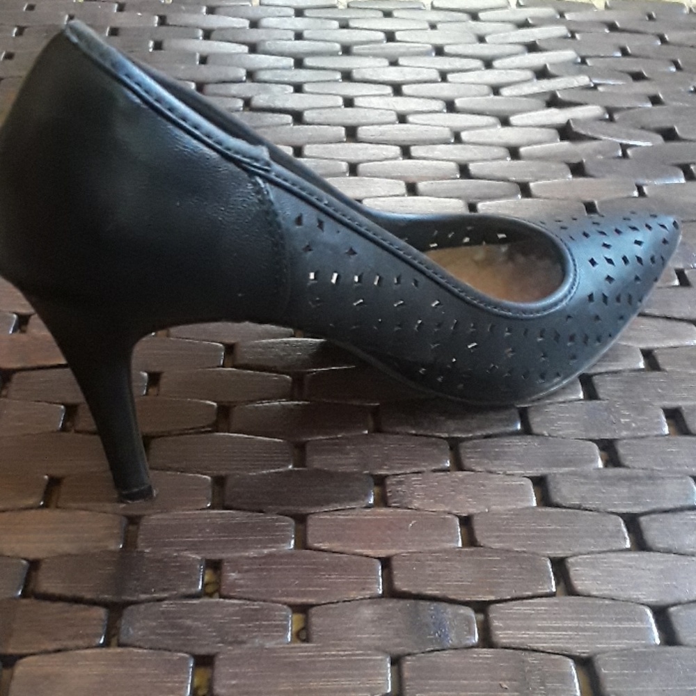 Gorgeous Black heeled Shoes